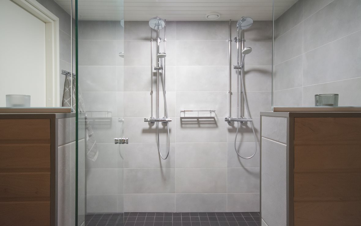 Skandinaavinen pesuhuone ja sauna