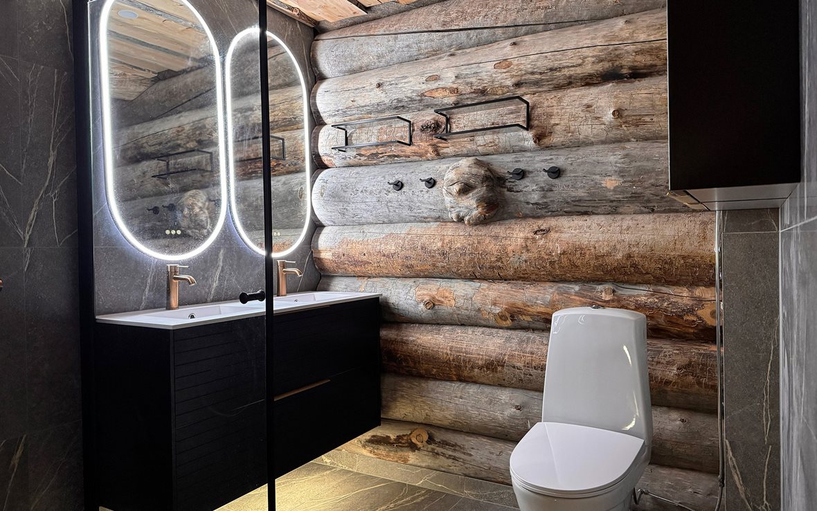 Hirsimökin kylpyhuoneremontti