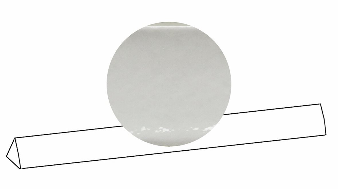 LPC Polar lasitettu boordi 0,5X20 06 valkoinen laineileva kiiltävä vaalea valkoinen vivahteikas