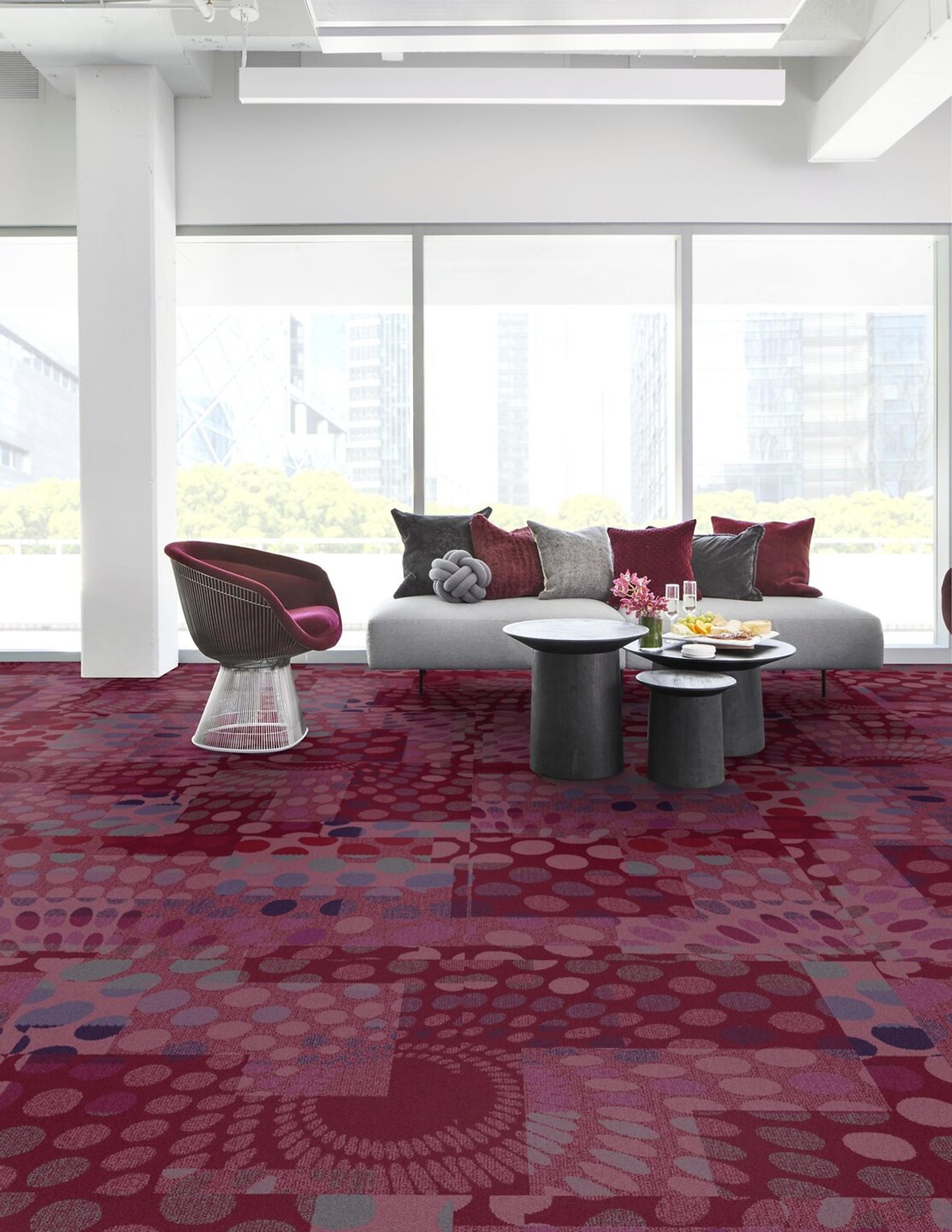 Vastaanotto- ja odotustilat, Retro, Interface A Cut Above, Interface A Cut Above tekstiililaatta 7274011 Carnation 100x100