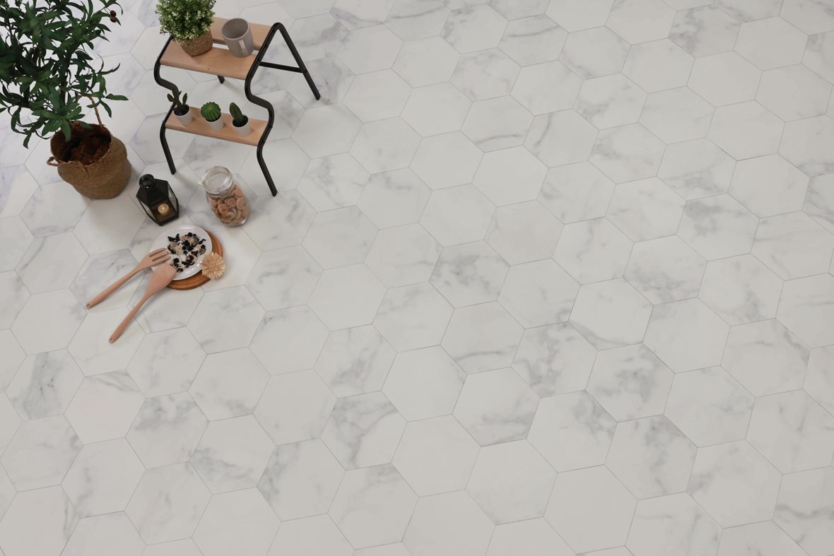 Romanttinen, Green-Flor True Hive, Green-Flor True Hive Marble vinyylilaatta Calacatta bianco GT203 22,5x26 cm