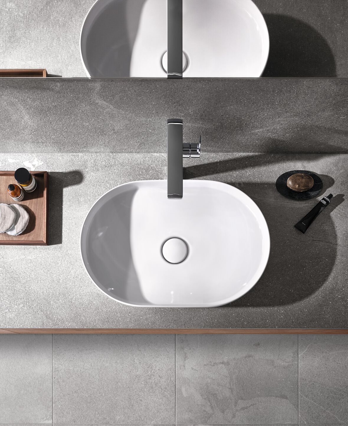 WC, GROHE Allure, GROHE Allure XL pesuallashana kromi sisältää push-open pohjaventtiilin, GROHE SPA Airio, GROHE SPA Airio malja-allas 60X40X12 cm kiiltävä valkoinen PureGuard posliini kiiltävä valkoinen