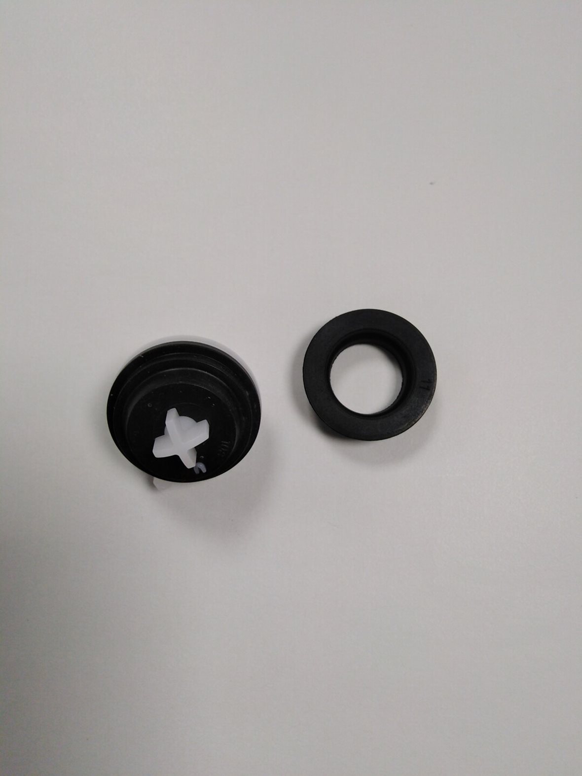 Laufen Azor Plus täyttöventtiilin kalvotiiviste