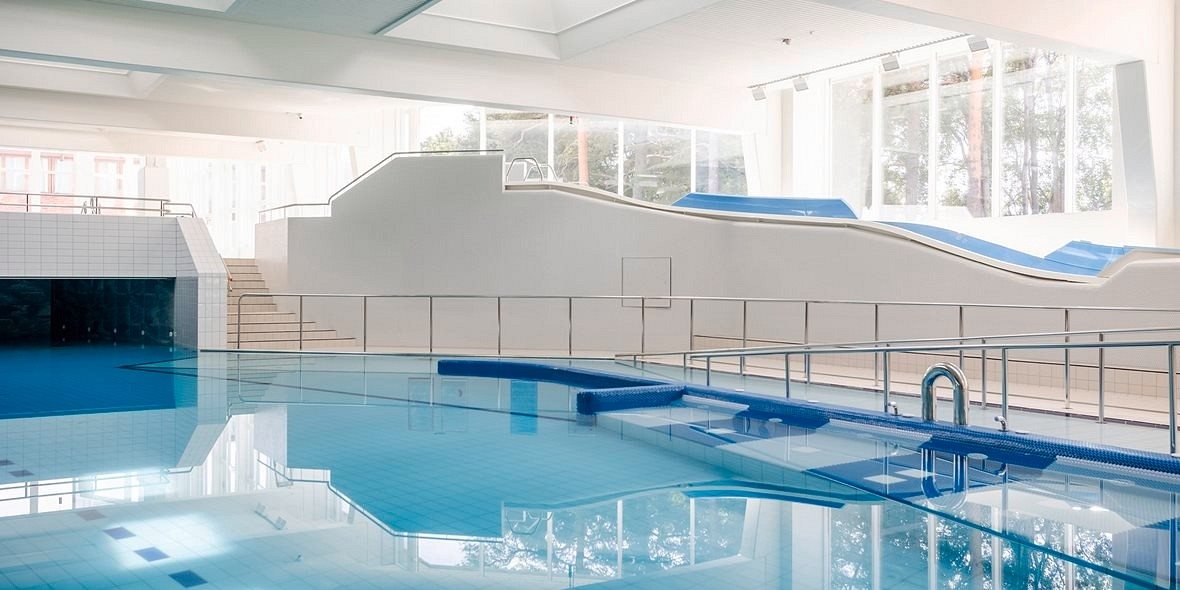 Kylpylät, uimahallit ja uima-altaat